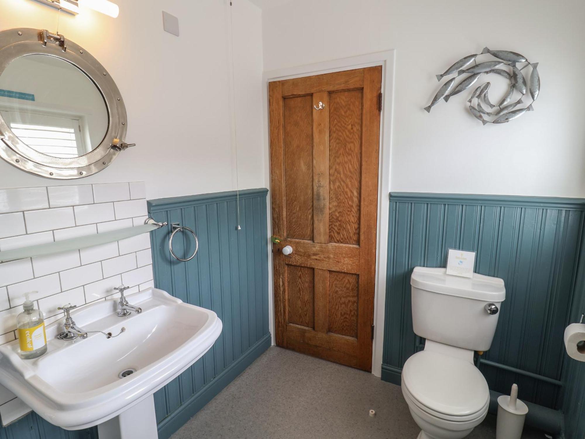 Villa Kelly Bray à Lyme Regis Extérieur photo