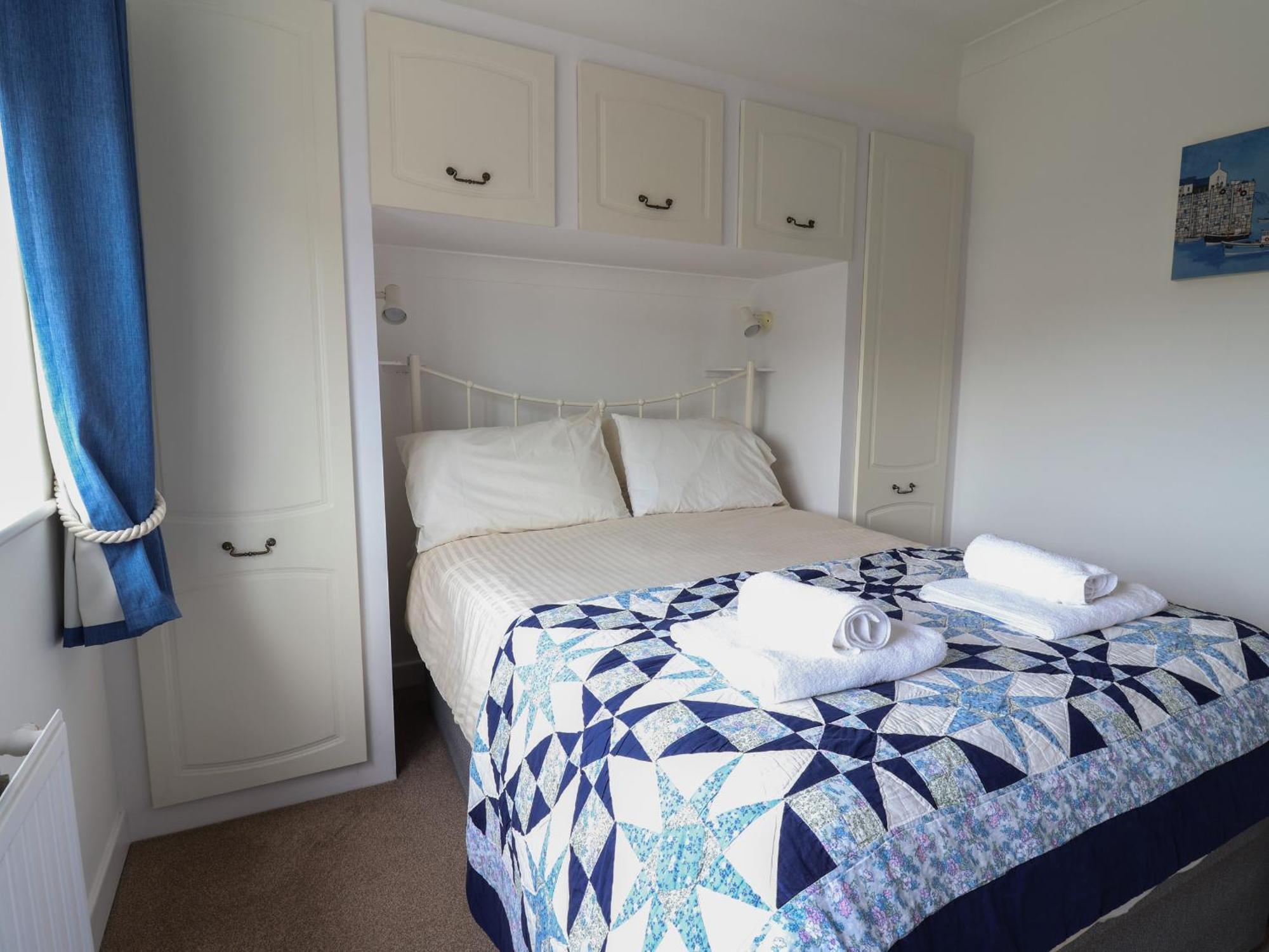 Villa Kelly Bray à Lyme Regis Extérieur photo