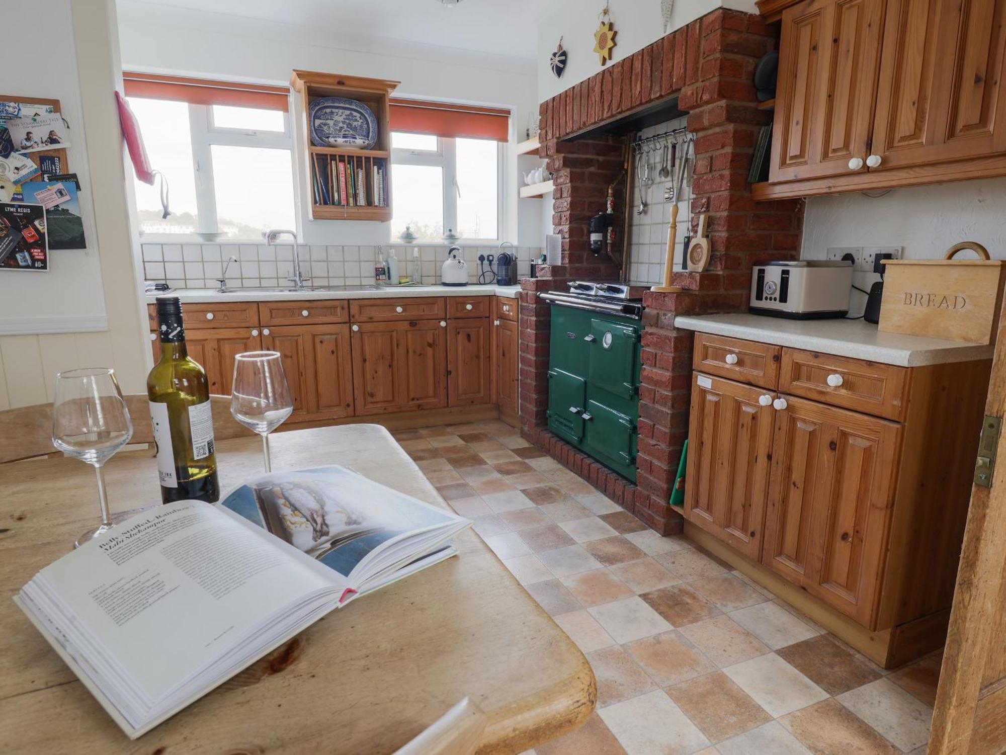 Villa Kelly Bray à Lyme Regis Extérieur photo